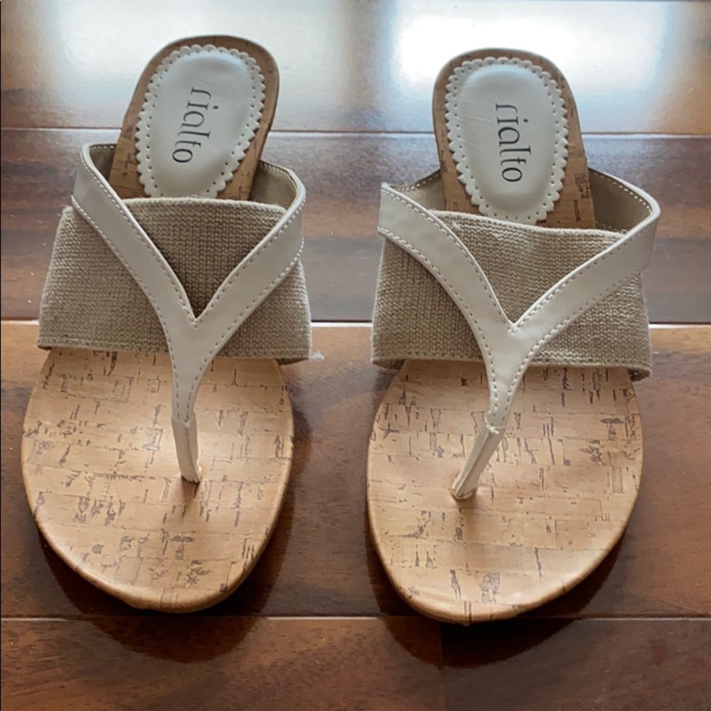 Rialto sandal wedge